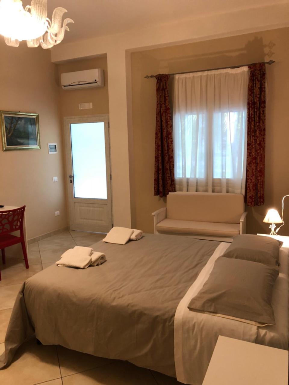 L'Isola Dei Sapori Boutique Hotel Restaurant Фоче-Варано Экстерьер фото